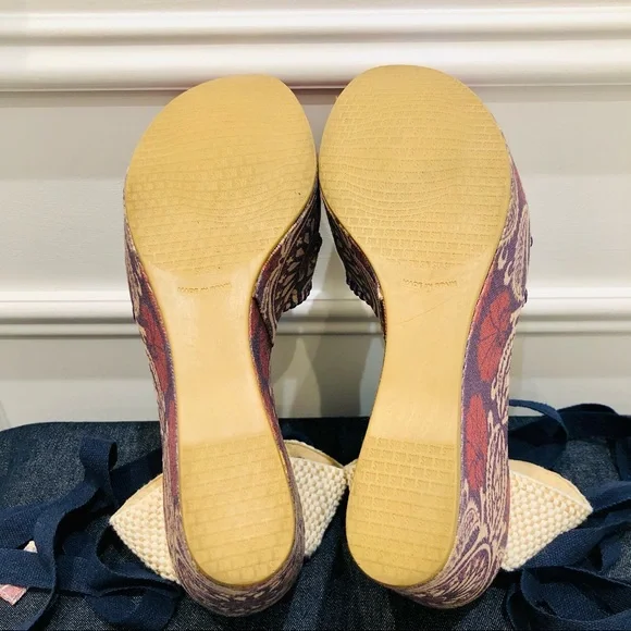 ❌SOLD❌Theodora & Callum By Stuart Weitzman linen wedge ankle wrap shoes 7M - Picture 8 of 10